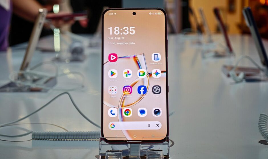 3,200 ნიტი სიმძლავრე და OLED ეკრანი: TCL P80 Ultra ოფიციალურია