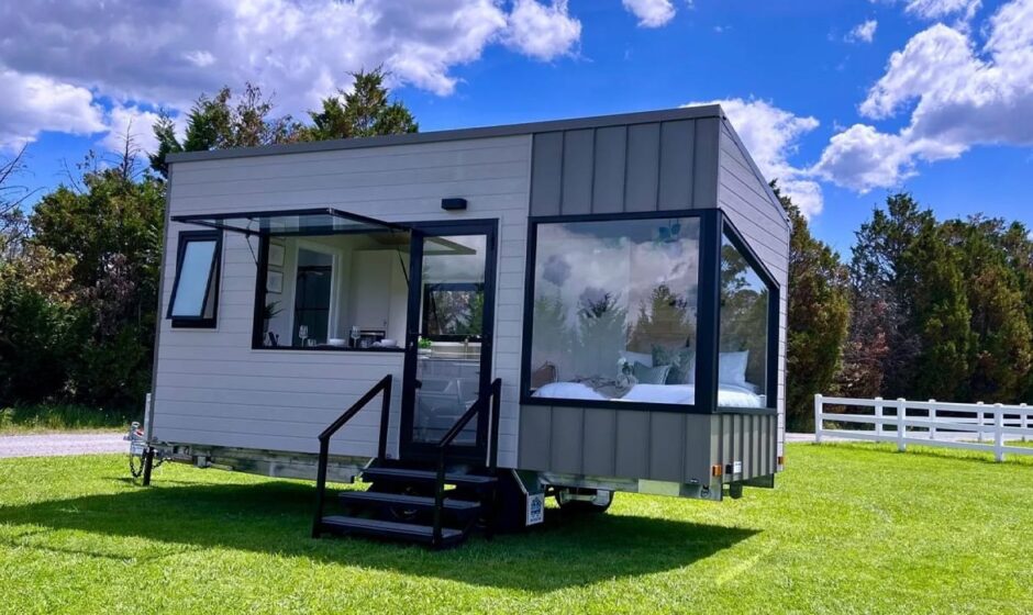 67 000 დოლარიდან: Highlands Tiny Homes-მა ლოფტის გარეშე პატარა სახლი შექმნა
