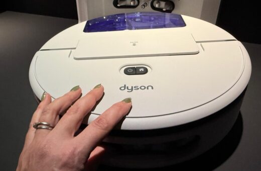 1 199 დოლარი და UV სინათლე: Dyson იატაკის ახალ რობოტებს უშვებს