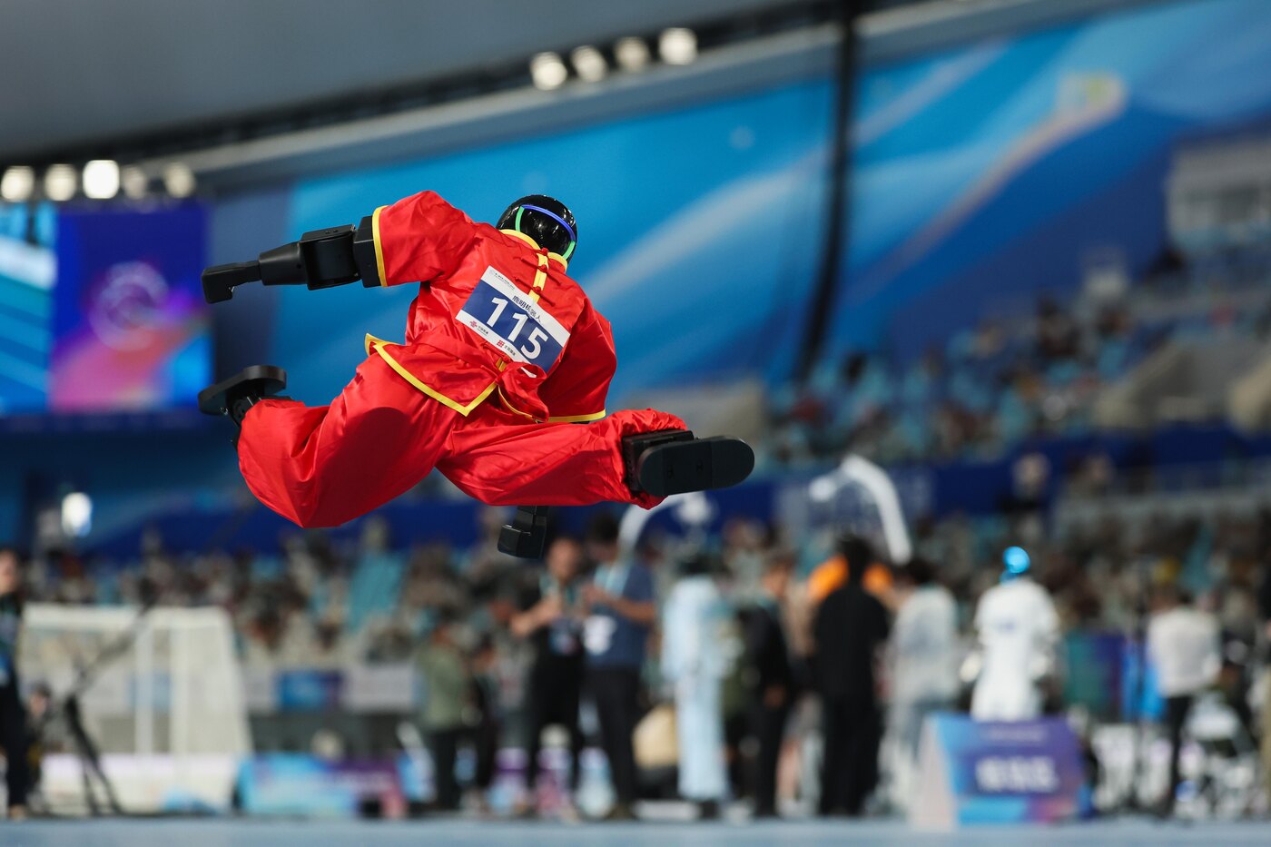 ჰუმანოიდი რობოტების კრივი World Humanoid Robot Games-ზე. ფოტო: Getty Images via The Verge