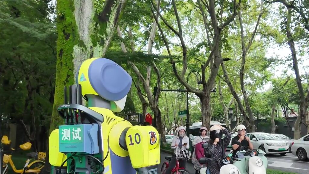 Deep Robotics DR02 humanoid robot at a roadside in Hangzhou, photo 2