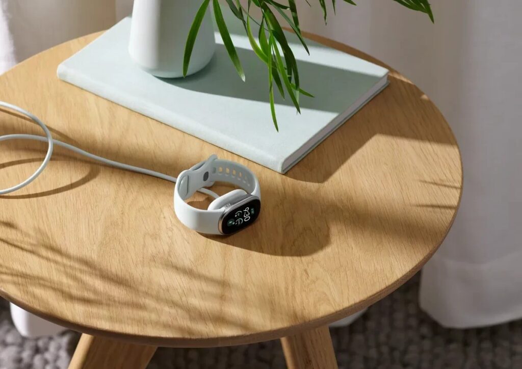 Fitbit Edge still life (Google)