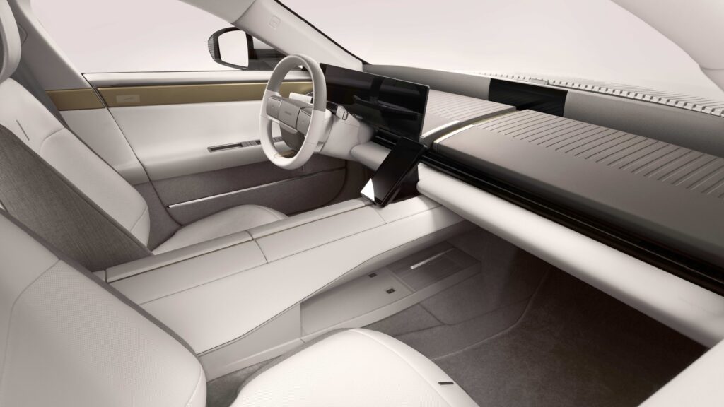 Jaguar Type 01 electric GT, photo 5