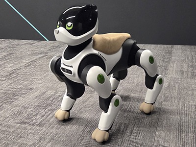 Kawasaki Home LEO four-legged social robot, photo 1