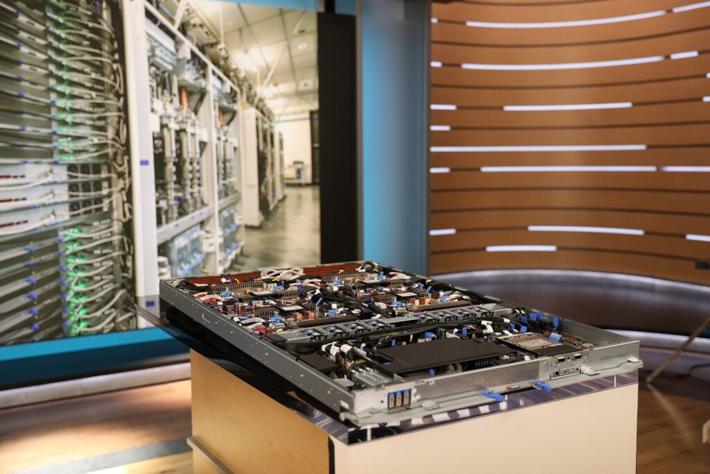 Maia 300 server in studio (Microsoft)