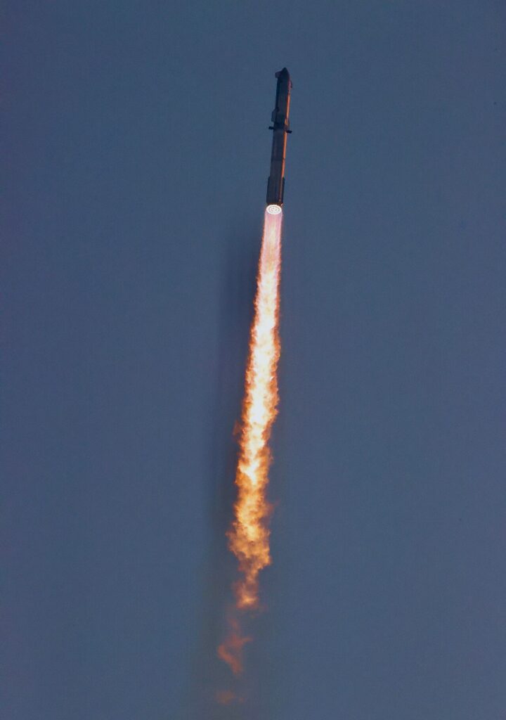 SpaceX Starship lifting off on Flight 5, Oct 2024
