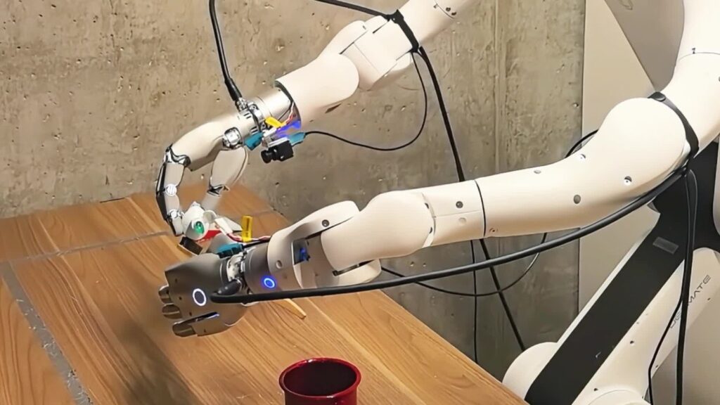 T-Rex robot hand with tactile sensors at work (UC Berkeley, NVIDIA)