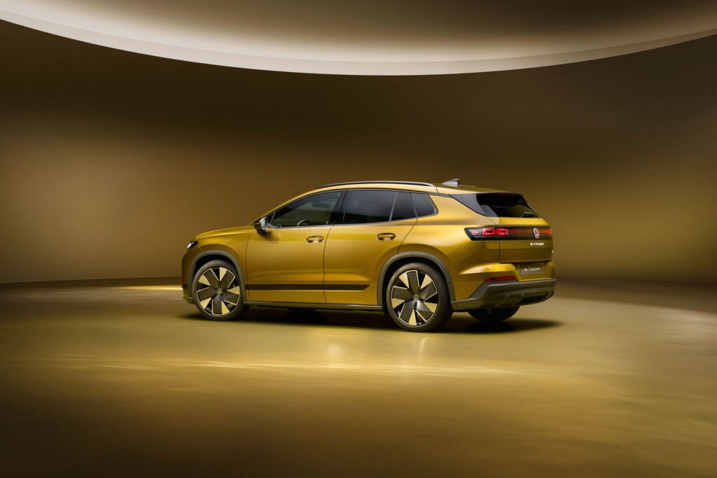 Volkswagen ID. Tiguan rear three-quarter view