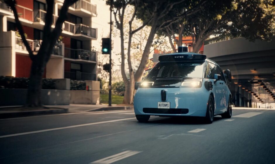 რობოტაქსის სერვისი „Waymo“ 5 მილიარდი დოლარის სესხით ფართოვდება